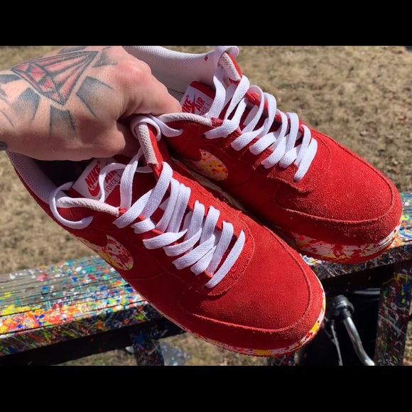 SOLD Nike Air Force One Red Suede - Picture 4 of 11